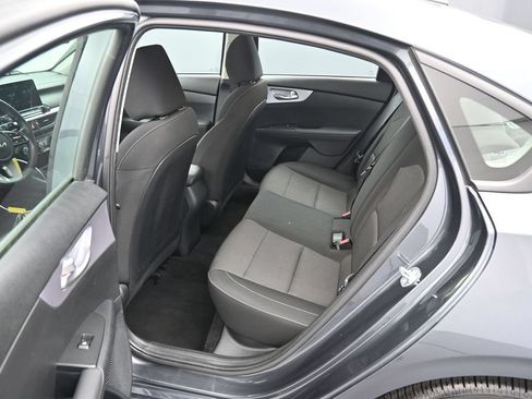Used 2024 Kia Forte LXS FWD image 18