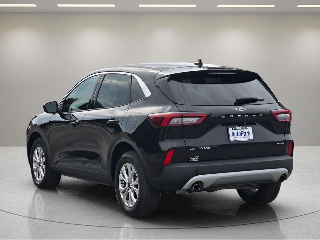 Certified 2024 Ford Escape Active AWD/4WD image 6