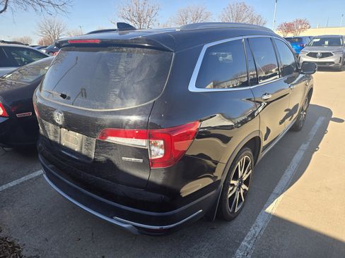 Used 2022 Honda Pilot Touring image 7