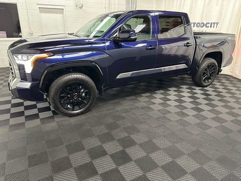 Used 2026 Toyota Tundra Platinum w/ TRD Off-Road Package AWD/4WD image 5