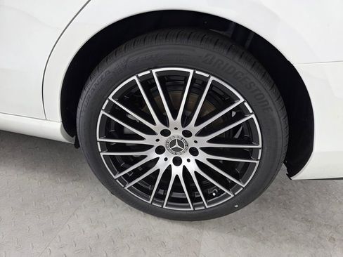 New 2026 Mercedes-Benz C 300 4MATIC Sedan image 12
