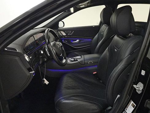 Used 2017 Mercedes-Benz Maybach S 600 image 3