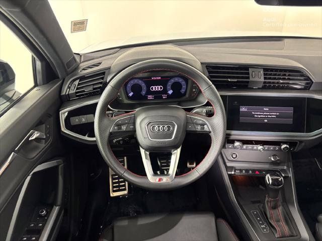 Used 2025 Audi Q3 2.0T Premium Plus w/ Premium Plus Package AWD/4WD image 17