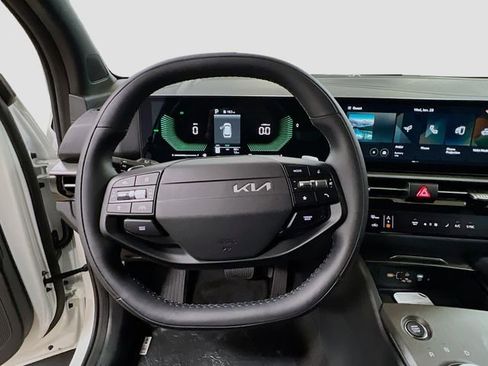 New 2026 Kia Sportage X-Line image 11