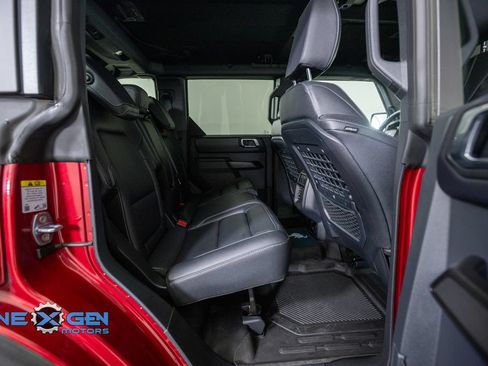 Used 2025 Ford Bronco Badlands AWD/4WD image 42
