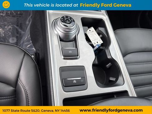 Used 2024 Ford Edge SEL AWD/4WD image 15