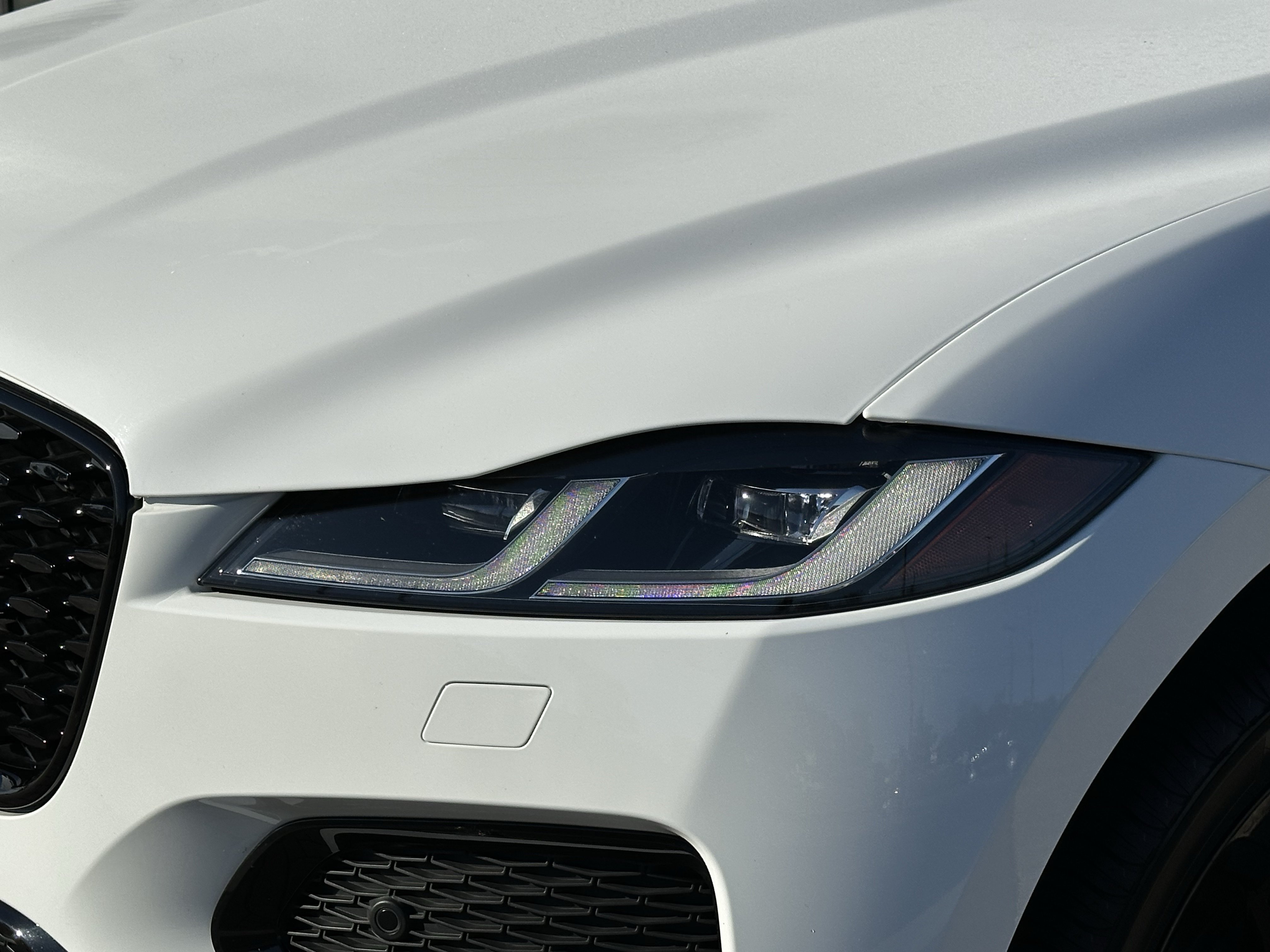 Certified 2026 Jaguar F-PACE R-Dynamic S AWD/4WD image 12
