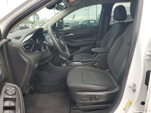 Used 2023 Buick Encore GX Preferred w/ Cold Weather Comfort Package FWD image 21