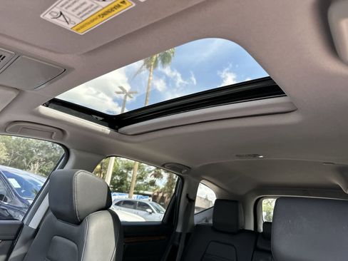 Certified 2022 Honda CR-V Touring image 17