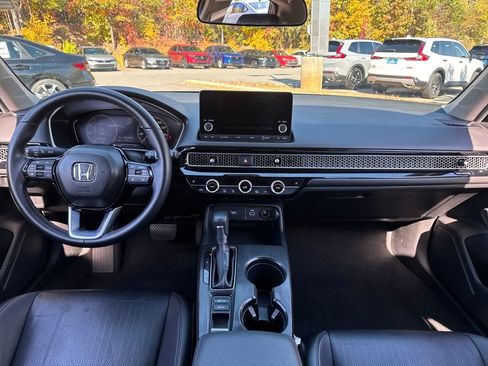 Used 2024 Honda Civic EX-L image 12