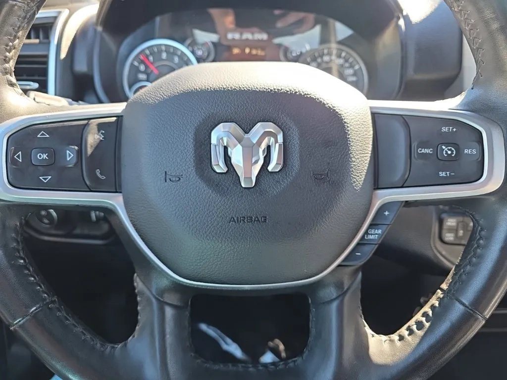 Used 2024 RAM 2500 Big Horn AWD/4WD image 23