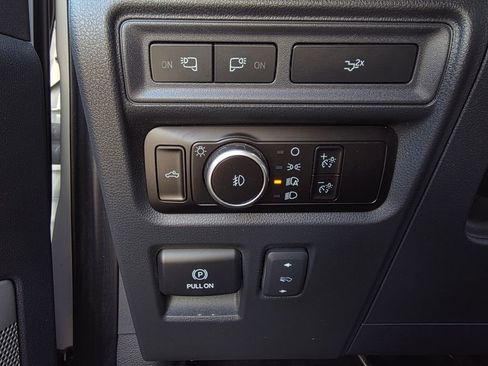 Used 2023 Ford F150 Lariat image 13