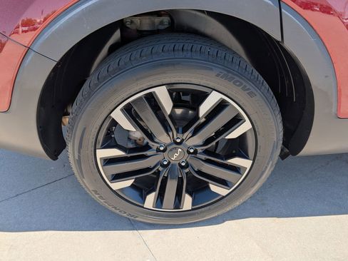 Used 2023 Kia Telluride SX Prestige AWD/4WD image 12