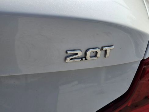 Used 2021 Genesis G70 2.0T image 6