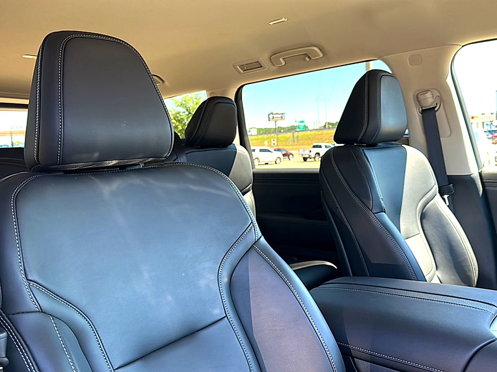 Used 2026 Nissan Armada SV RWD image 27