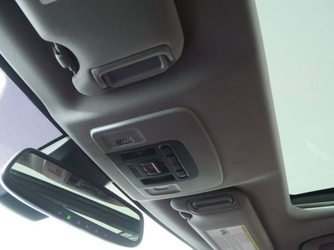 Used 2023 Toyota Camry XSE image 22