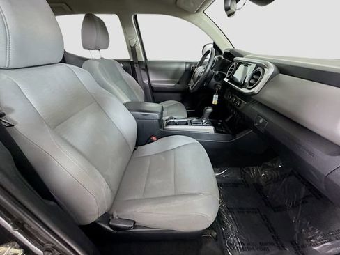 Certified 2019 Toyota Tacoma SR5 RWD image 28