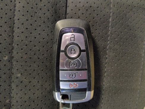 Used 2021 Ford Escape SEL w/ SEL Stealth AWD Package image 32