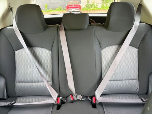 Used 2025 Kia Soul LX w/ LX Technology Package FWD image 36
