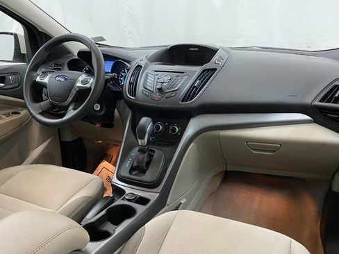 Used 2015 Ford Escape SE image 12