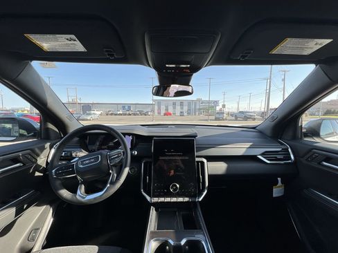 New 2025 GMC Acadia Elevation image 20