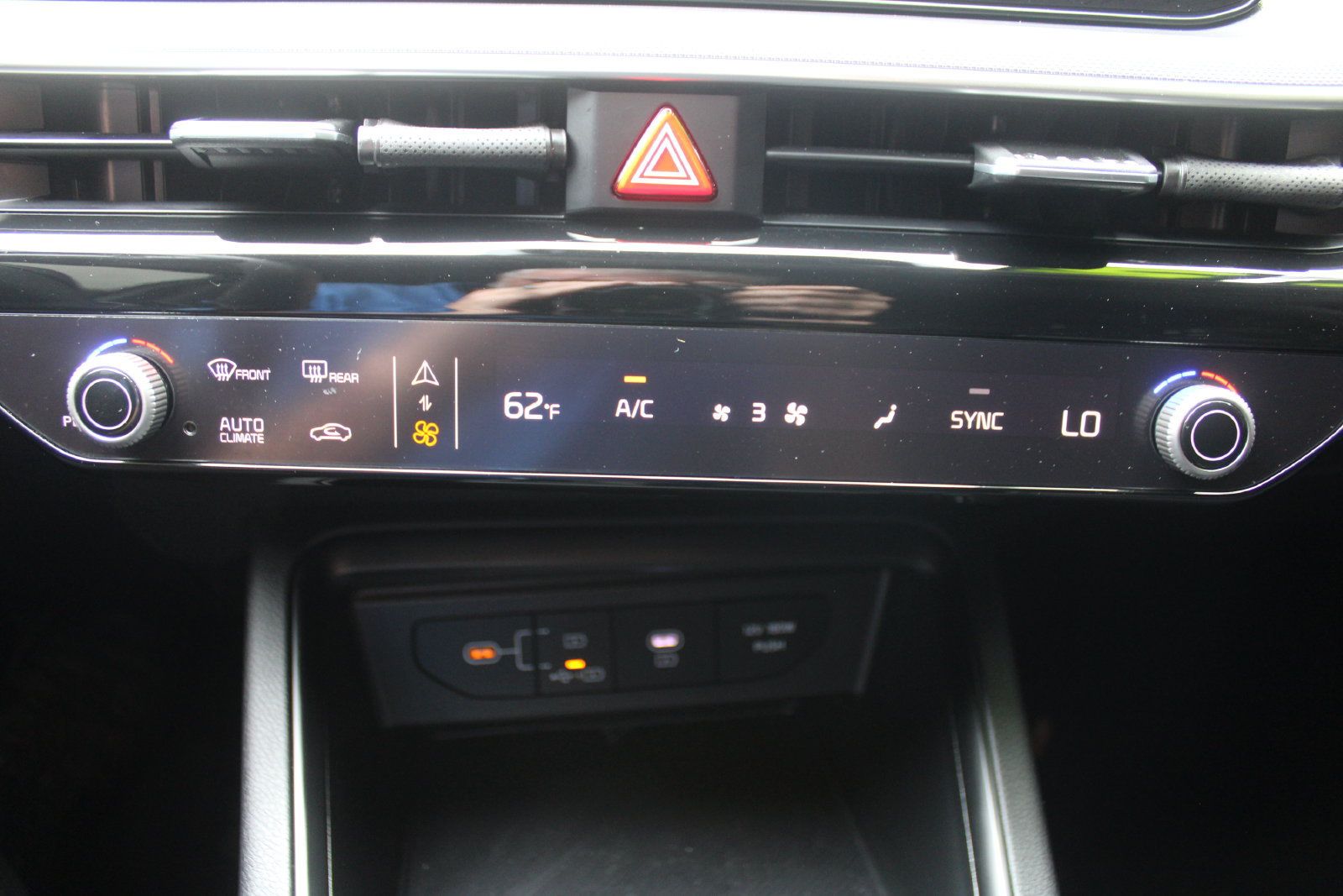 Certified 2025 Kia K5 LXS FWD image 38