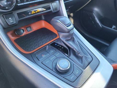 Used 2024 Toyota RAV4 Adventure image 20