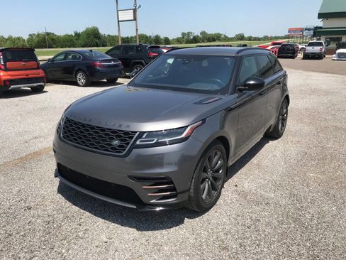 Used 2018 Land Rover Range Rover Velar R-Dynamic SE image 23