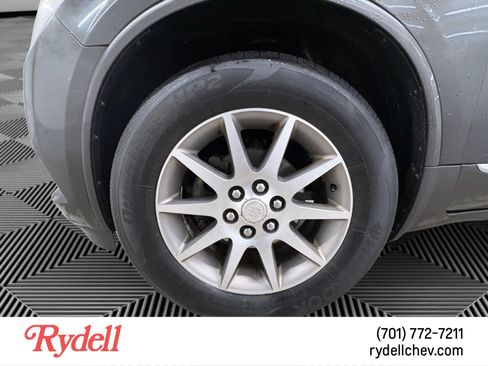Used 2014 Buick Enclave Leather AWD/4WD image 9