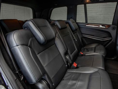 Used 2018 Mercedes-Benz GLS 550 4MATIC image 26