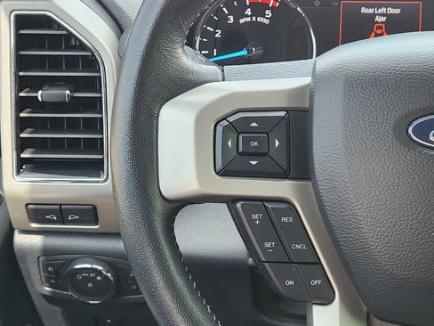 Used 2022 Ford F250 Lariat w/ Lariat Value Package AWD/4WD image 28
