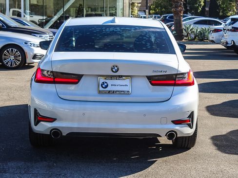 Used 2019 BMW 330i Sedan w/ Premium Package image 5