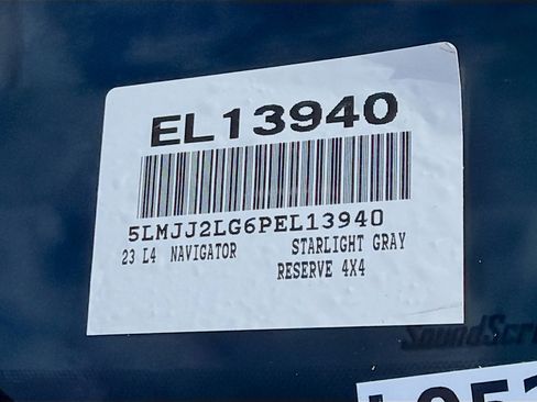 Used 2023 Lincoln Navigator Reserve image 38