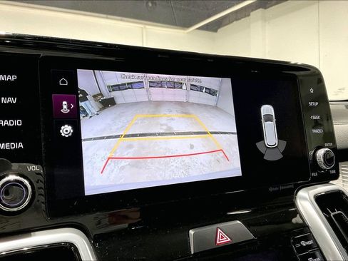 Used 2022 Kia Sorento SX image 30