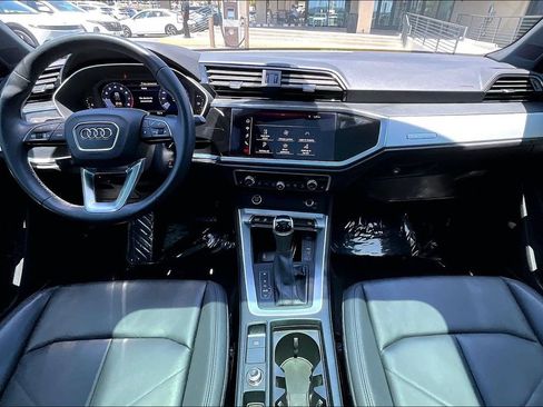 Used 2021 Audi Q3 2.0T Premium w/ Convenience Package AWD/4WD image 11