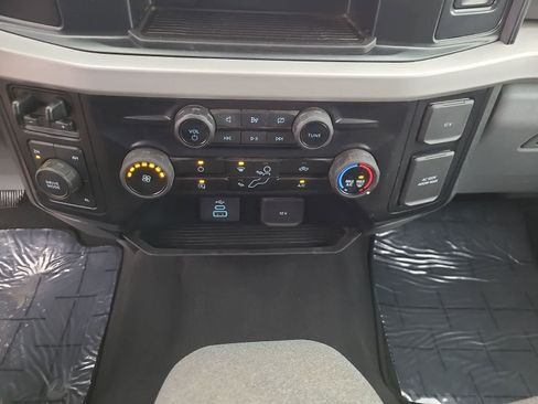 Used 2024 Ford F250 XLT w/ FX4 Off-Road Package image 25