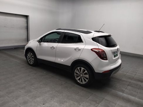 Used 2020 Buick Encore Preferred FWD image 3