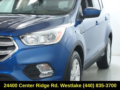Used 2017 Ford Escape SE image 5