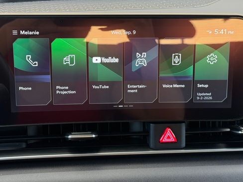 Used 2025 Kia Carnival SX FWD image 27