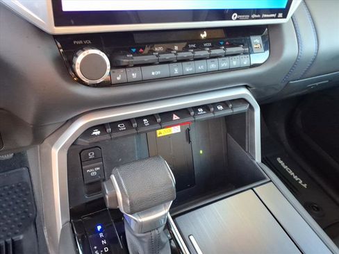 Used 2023 Toyota Tundra Platinum w/ Advanced Package image 34