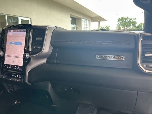Used 2026 RAM 2500 Laramie AWD/4WD image 27