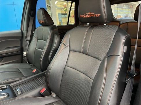 Used 2023 Honda Passport TrailSport image 10