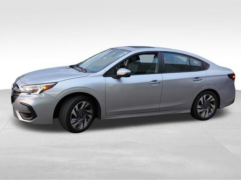 Used 2024 Subaru Legacy Limited AWD/4WD image 10