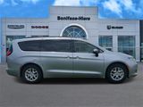 Used 2021 Chrysler Voyager Lxi image 2