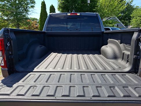 Used 2024 RAM 1500 Big Horn AWD/4WD image 16