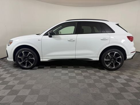 Certified 2025 Audi Q3 2.0T Premium Plus w/ Premium Plus Package AWD/4WD image 2