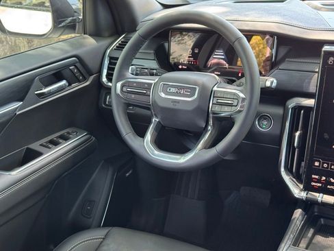 New 2026 GMC Acadia Elevation FWD image 17