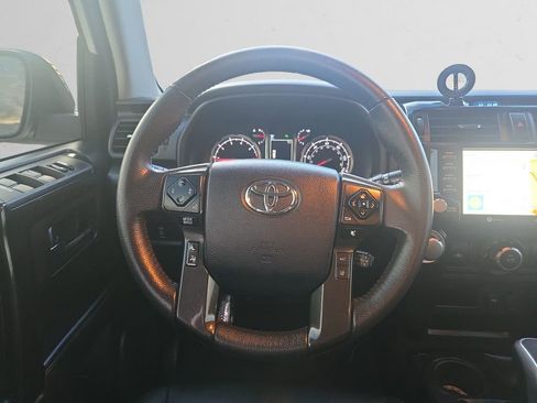 Used 2020 Toyota 4Runner Venture image 13