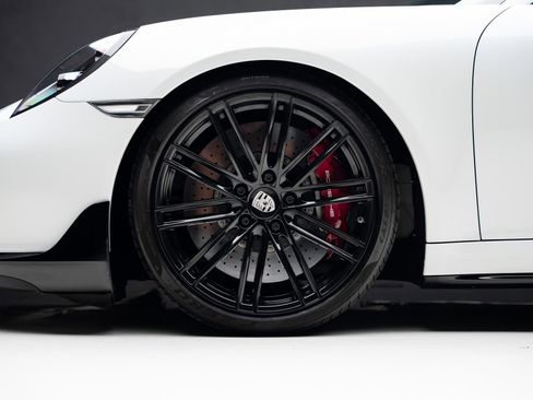 Used 2019 Porsche 911 Turbo image 22