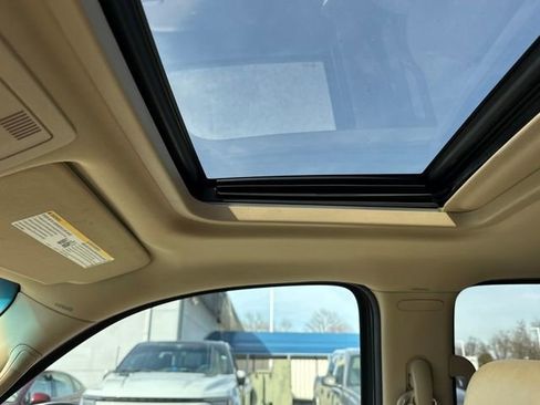 Used 2009 GMC Yukon SLT image 17